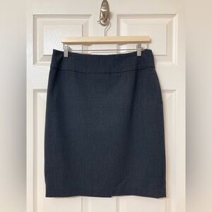 Liz Claiborne Career Gray Pencil Skirt 10 Mature Office Chic Preppy Timeless